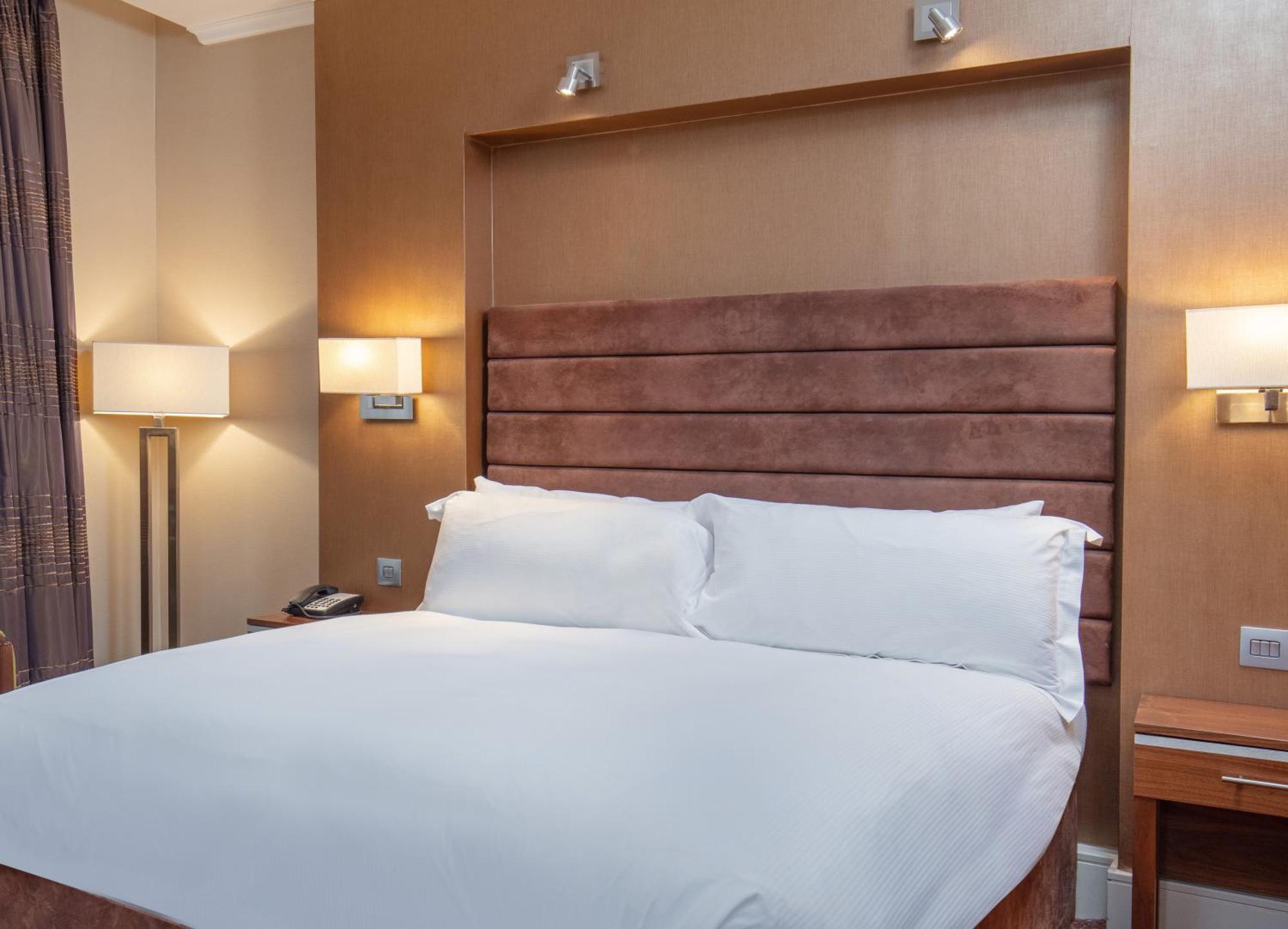 Crewe Hall Hotel & Spa - Cheshire Room photo